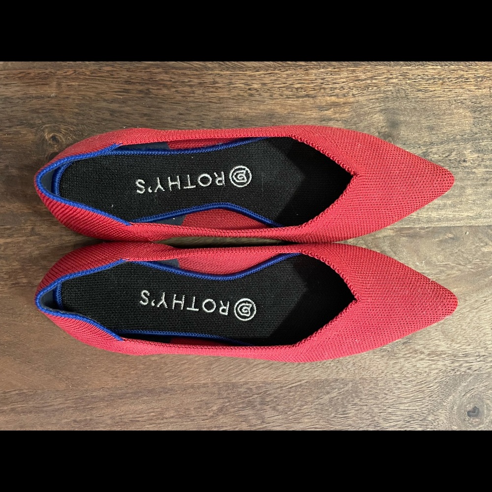 Rothys points size 8